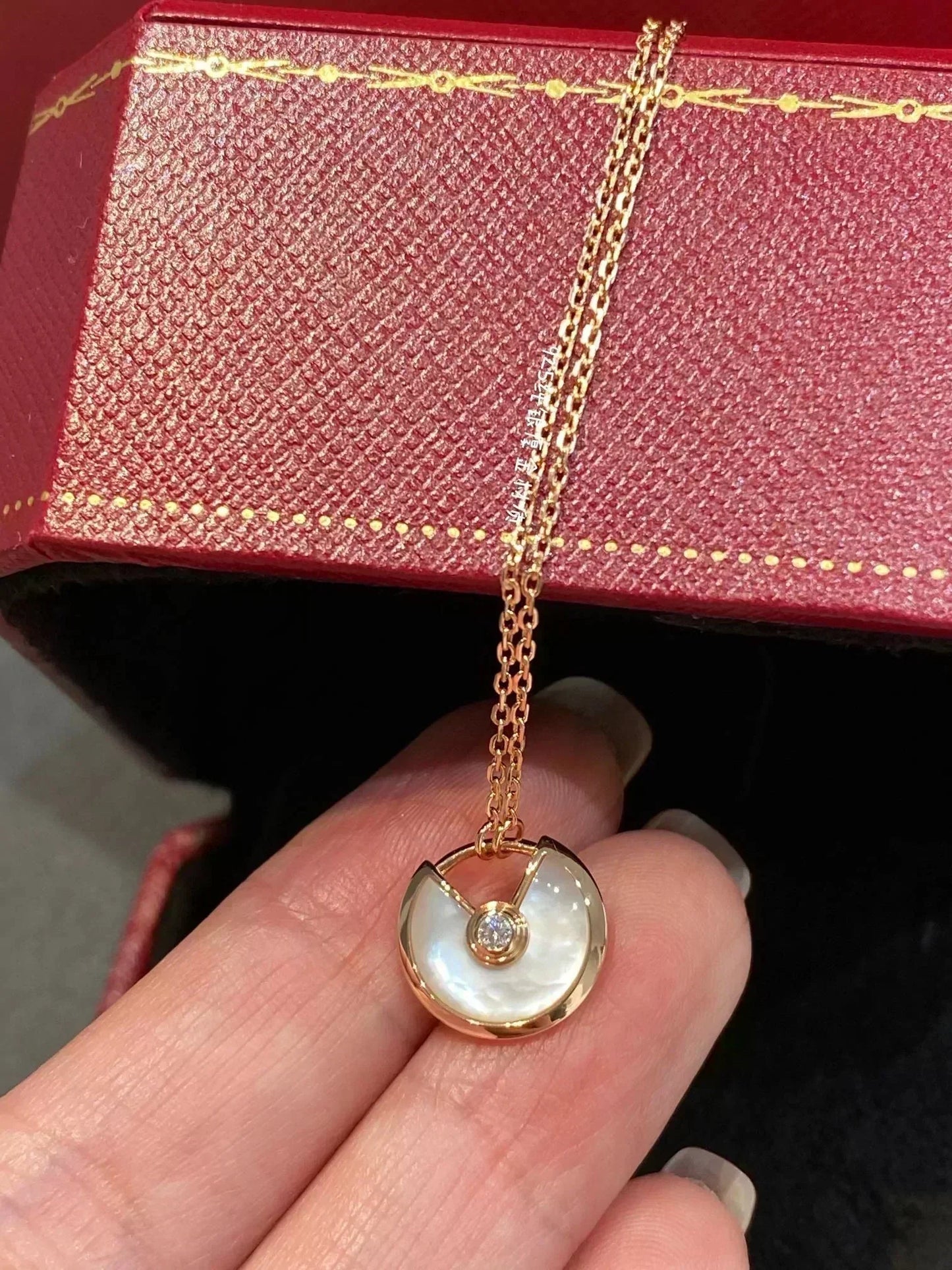 [Opulent Aurora]AMULETTE ROSE GOLD MOP NECKLACE