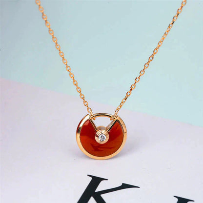 [Opulent Aurora]AMULETTE GOLD CARNELIAN ONYX NECKLACE