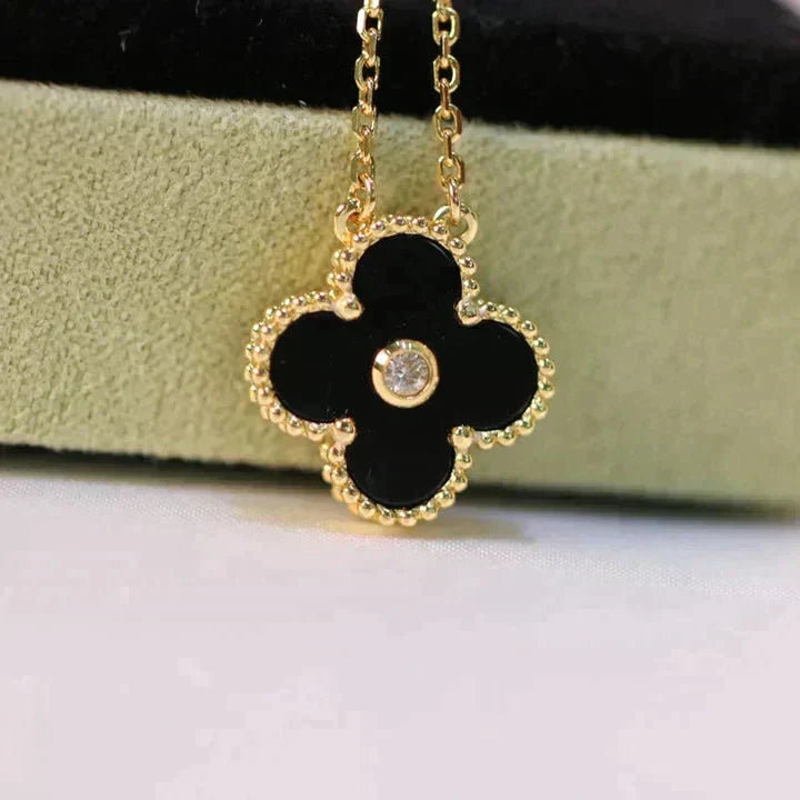 [Opulent Aurora]CLOVER 15MM DIAMOND ONYX NECKLACE