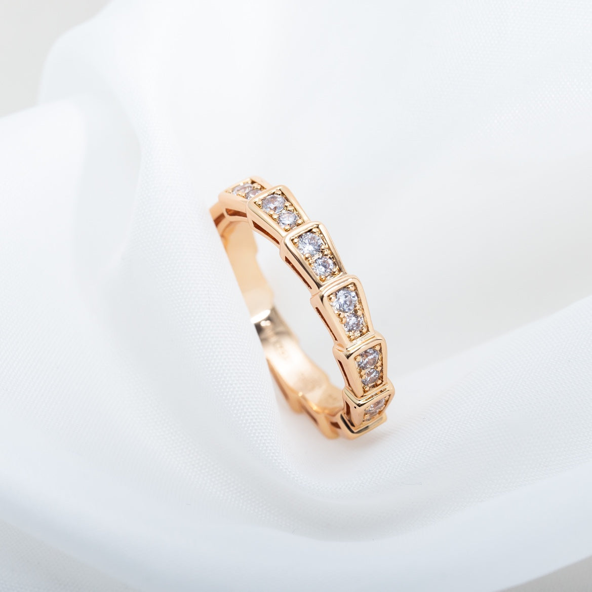 [Opulent Aurora]SERPENTI RING PINK GOLD DIAMOND PAVED 3MM