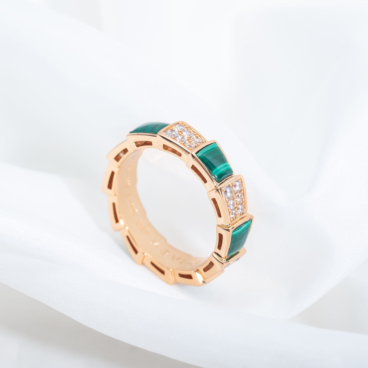 [Opulent Aurora]SERPENTI RING PINK GOLD MALACHITE DIAMOND PAVED 4MM