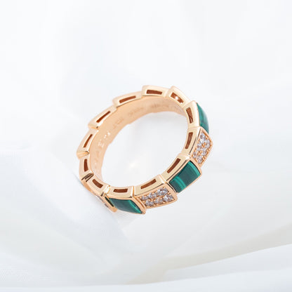 [Opulent Aurora]SERPENTI RING PINK GOLD MALACHITE DIAMOND PAVED 4MM