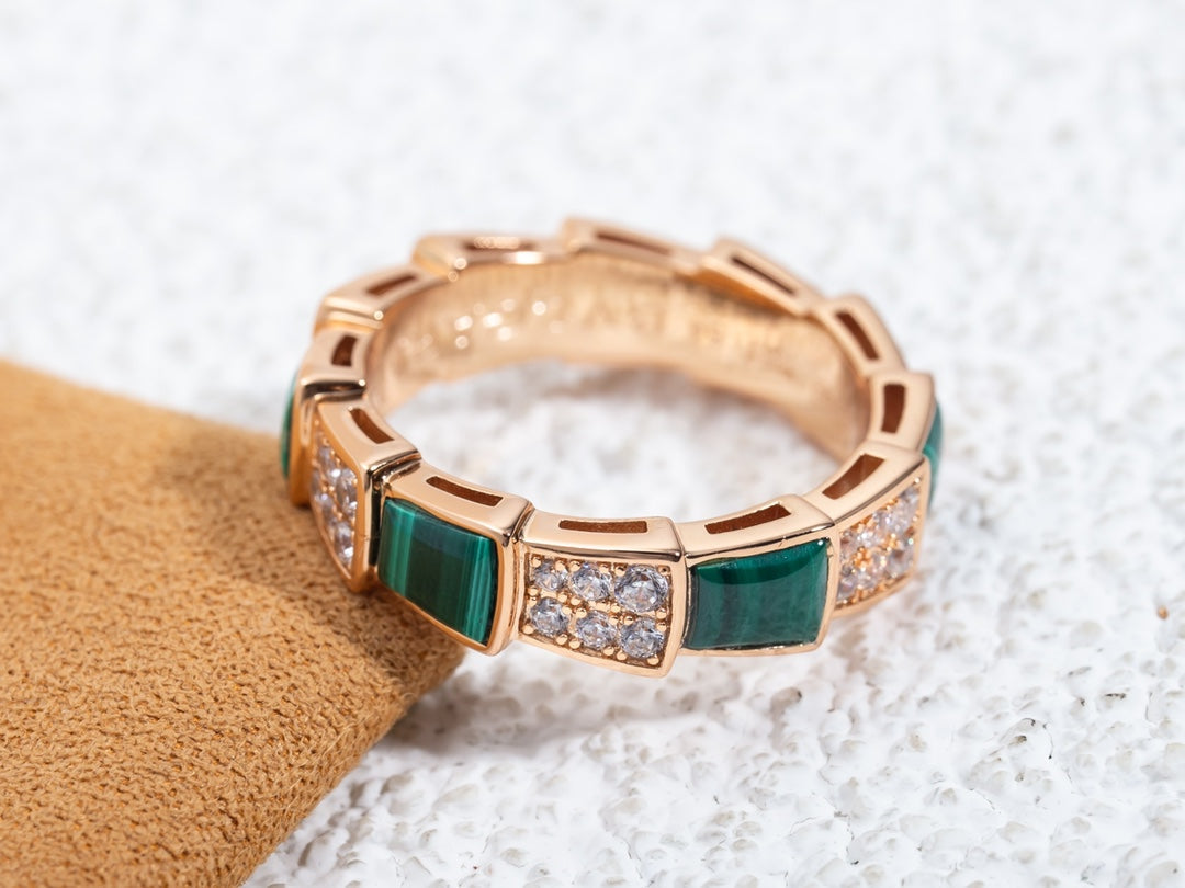 [Opulent Aurora]SERPENTI RING PINK GOLD MALACHITE DIAMOND PAVED 4MM