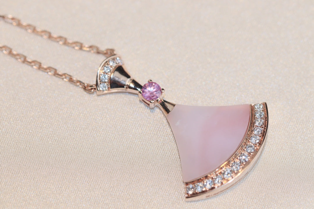 [Opulent Aurora]DREAM NECKLACE PINK MOP DIAMOND