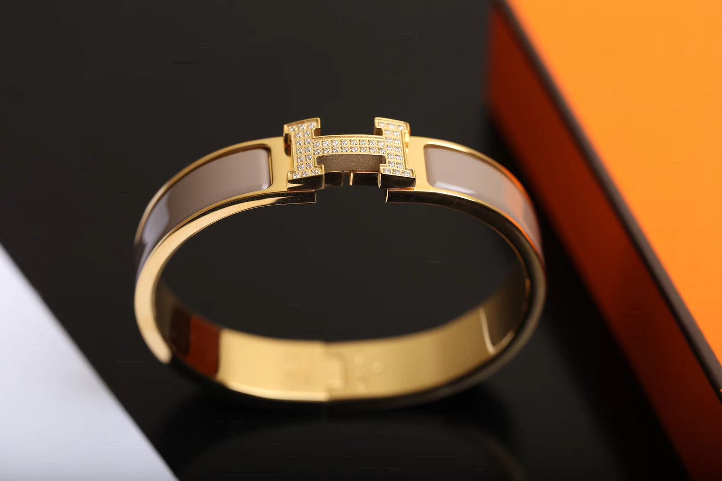 [Opulent Aurora]H BRACELET GOLD DIAMOND