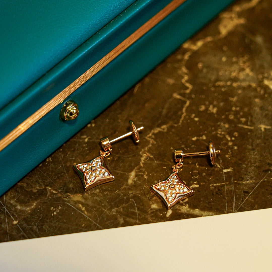 [Opulent Aurora]STAR DIAMONDS EARRINGS GOLD