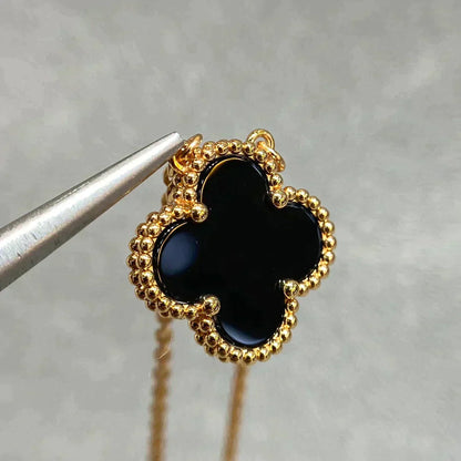 [Opulent Aurora]CLOVER 15MM BLACK ONYX SINGLE FLOWER NECKLACE