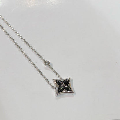 [Opulent Aurora]STAR BLACK MOP NECKLACE