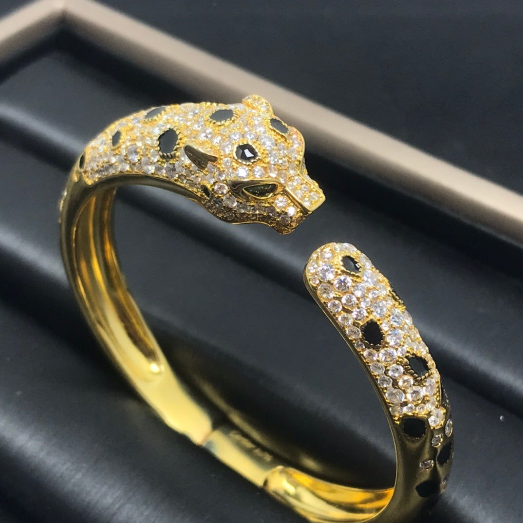 [Opulent Aurora]PANTHERE BIG BRACELET DIAMONDS