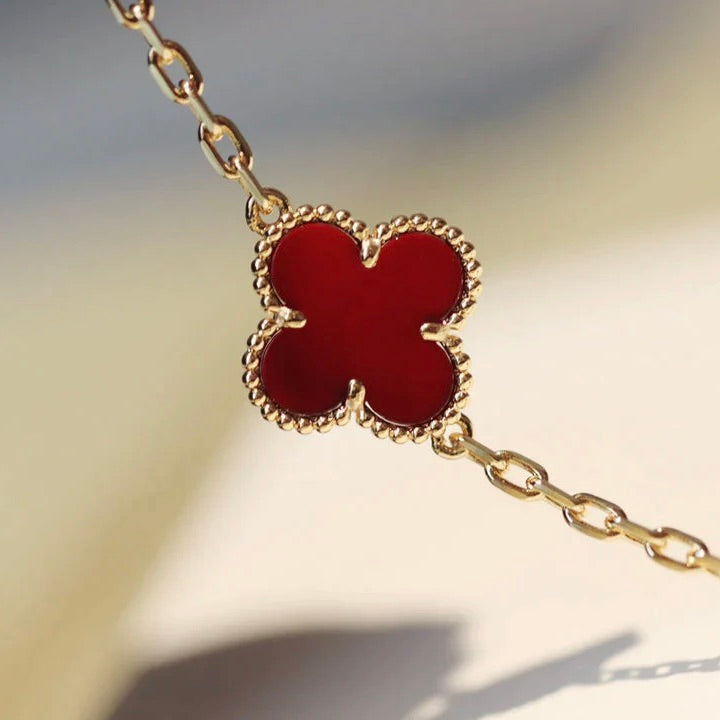 [Opulent Aurora]CLOVER 20 MOTIFS CARNELIAN NECKLACE