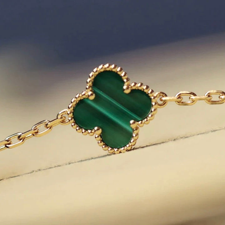 [Opulent Aurora]CLOVER 20 MOTIFS MALACHITE DIAMOND NECKLACE