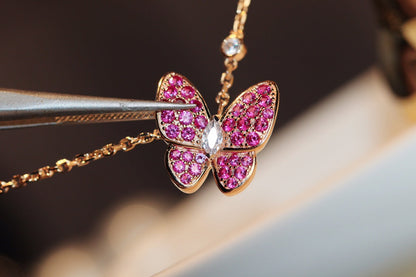 [Opulent Aurora]BUTTERFLY RED DIAMOND ROSE GOLD NECKLACE