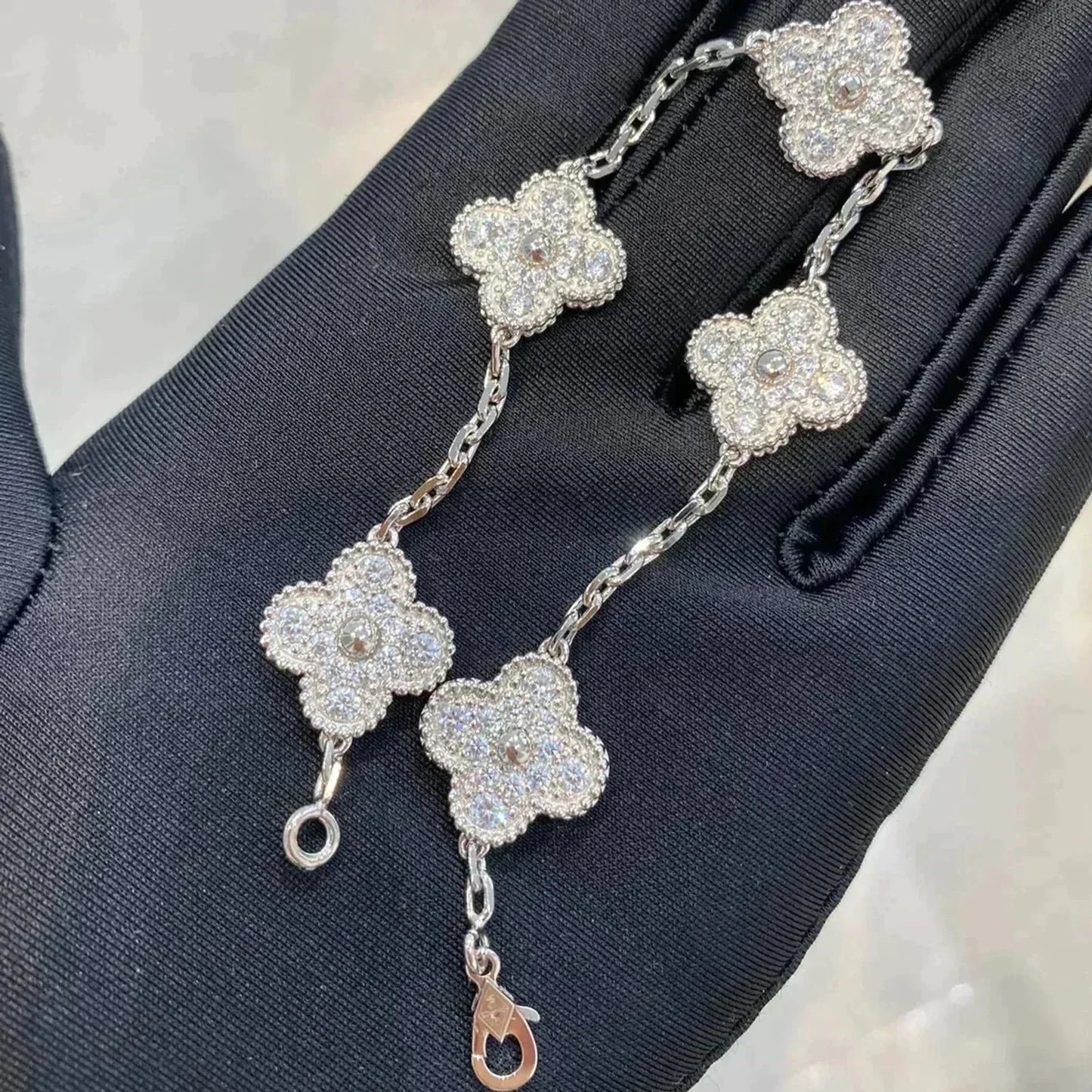 [Opulent Aurora]CLOVER 5 MOTIFS  DIAMOND BRACELET SILVER