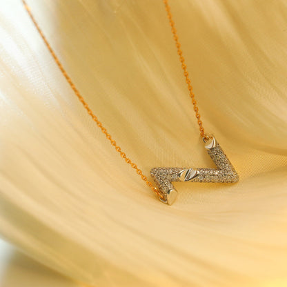 [Opulent Aurora]VOLT SILVER DIAMOND PEDANT NECKLACE