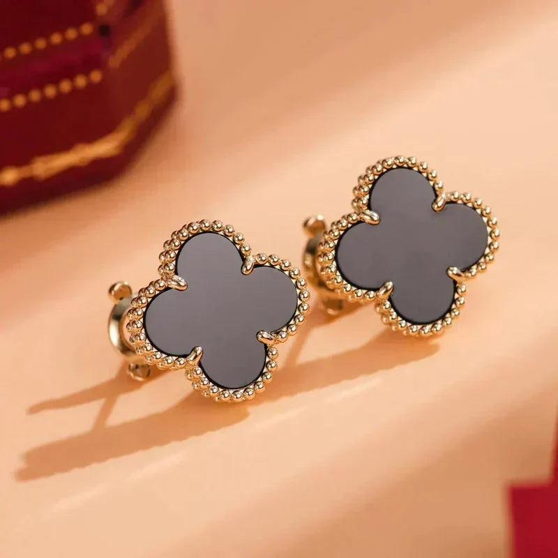 [Opulent Aurora]CLOVER MEDIUM 1 MOTIFS  ONYX STUD EARRINGS