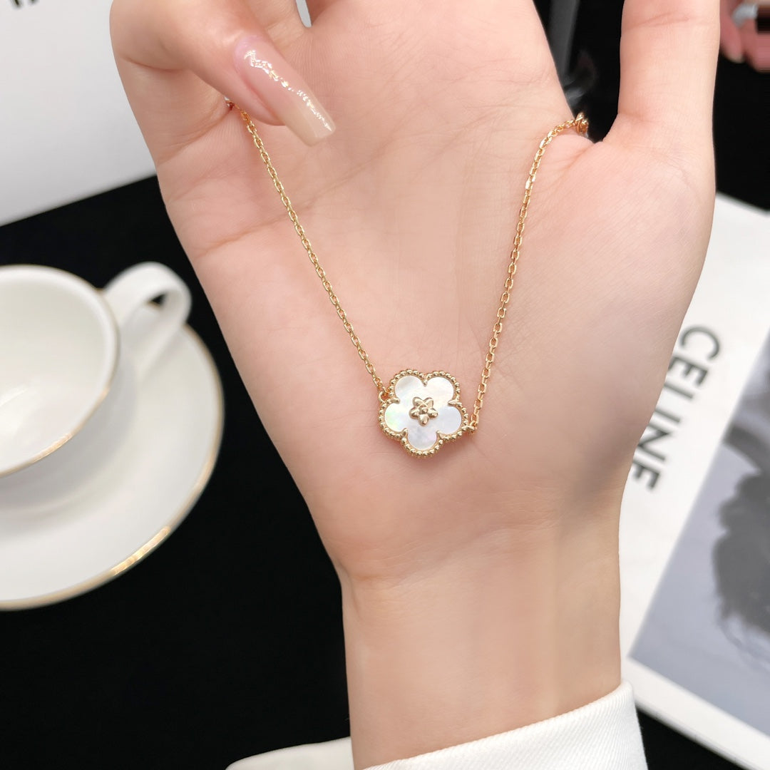 [Opulent Aurora]LUCKY SPRING ROSE GOLD MOP BRACELET