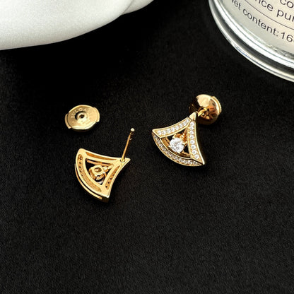 [Opulent Aurora]DREAM MINI DIAMOND STUD EARRINGS