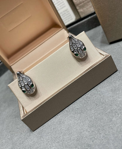 [Opulent Aurora]SERPENT DIAMOND STUD EARRINGS