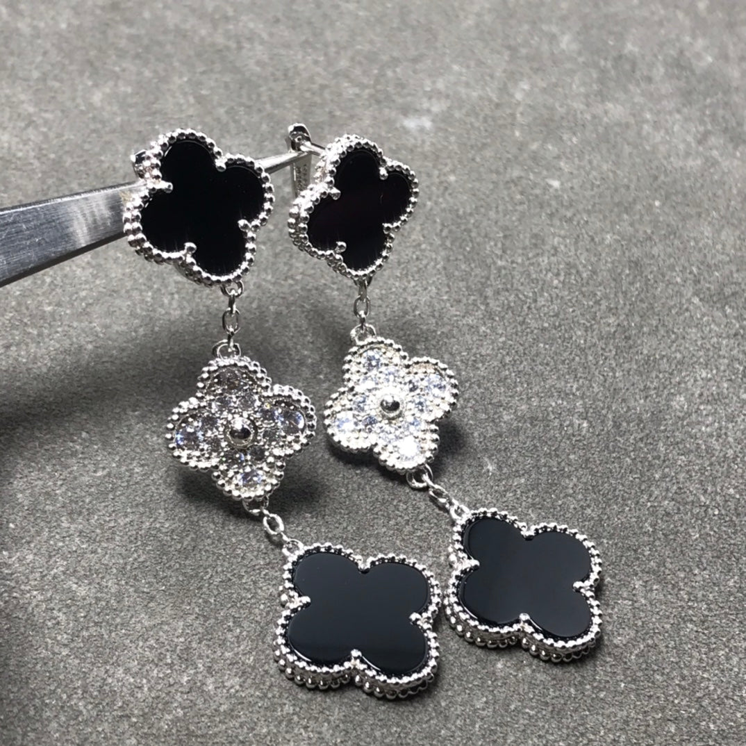 [Opulent Aurora]CLOVER 3 MOTIF DIAMOND ONYX SILVER EARRINGS