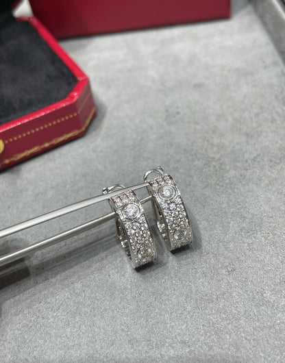 [Opulent Aurora]LOVE 5.5MM DIAMOND PAVED EARRINGS