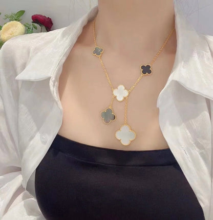 [Opulent Aurora]CLOVER 6 MOTIF MOP ONYX GOLD NECKLACE