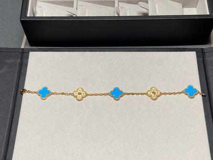 [Opulent Aurora]CLOVER 5 MOTIF BLUE CHALCEDONY DIAMOND GOLD BRACELET