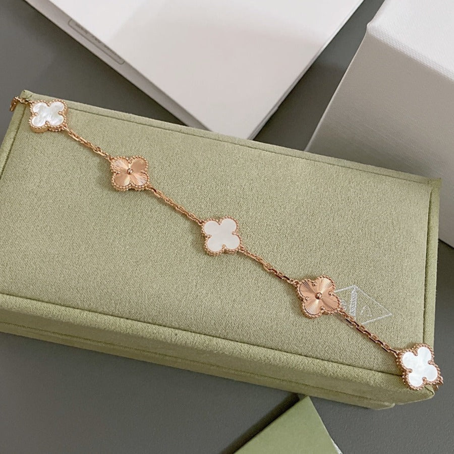 [Opulent Aurora]CLOVER BRACELET 5 MOTIF WHITE MOP PINK GOLD