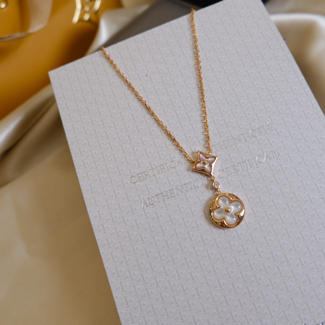 [Opulent Aurora]STAR AND SUN WHITE MOP 2 MOTIF PINK GOLD NECKLACE