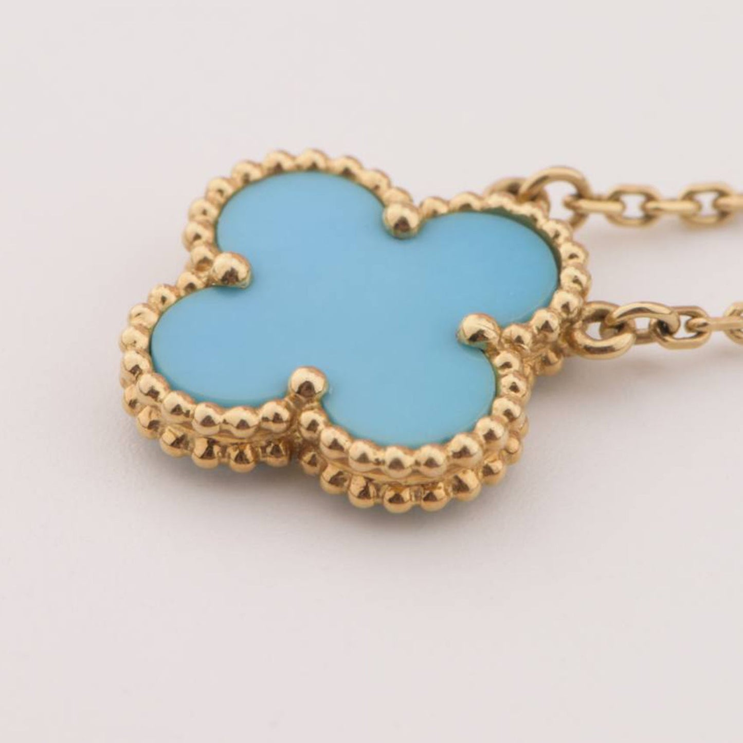 [Opulent Aurora]CLOVER 15MM VINTAGE TURQUOISE NECKLACE