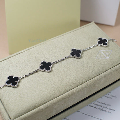 [Opulent Aurora]CLOVER 5 MOTIF ONYXS  BRACELET SILVER