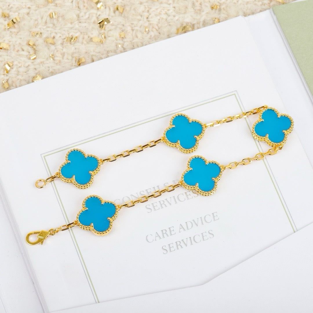 [Opulent Aurora]CLOVER 5 MOTIFS TURQUOISE BRACELET