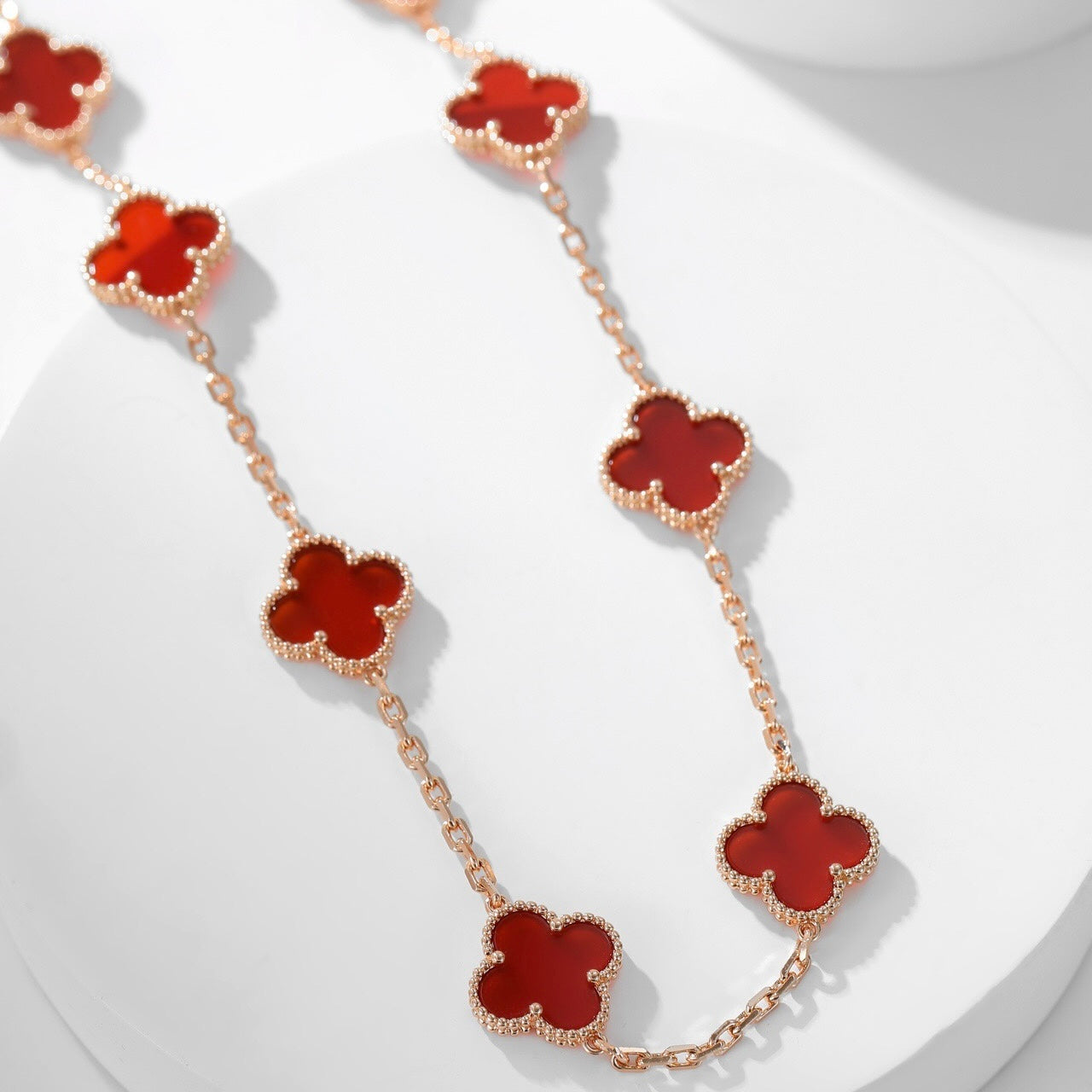 [Opulent Aurora]CLOVER 10 MOTIFS CARNELIAN NECKLACE