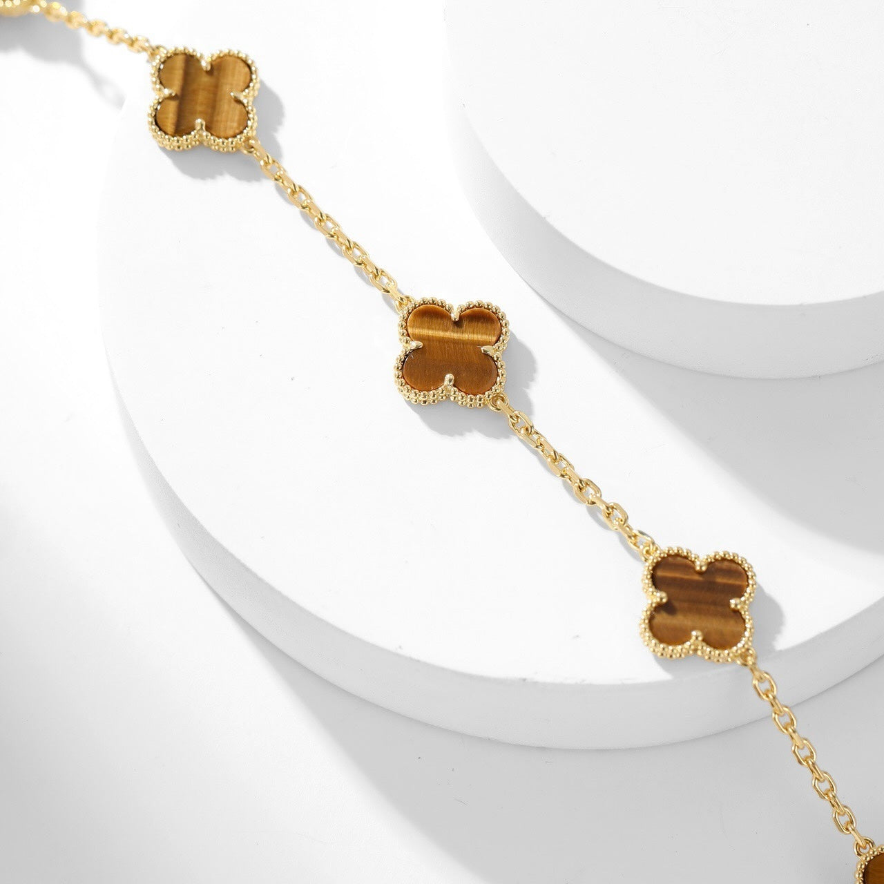 [Opulent Aurora]CLOVER 10 MOTIFS TIGER EYE NECKLACE