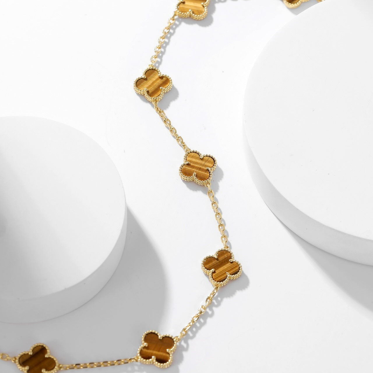 [Opulent Aurora]CLOVER 10 MOTIFS TIGER EYE NECKLACE