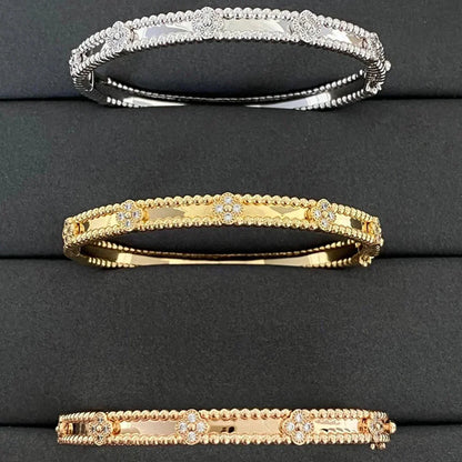 [Opulent Aurora]CLOVER BRACELET 4MM DIAMONDS