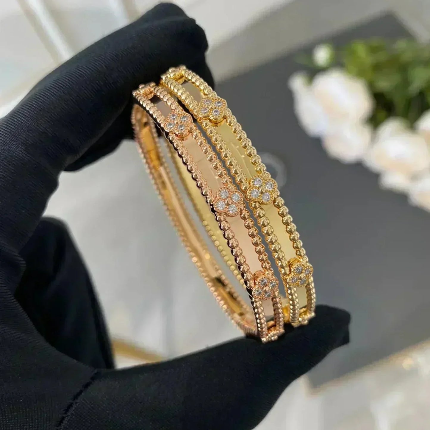 [Opulent Aurora]CLOVER BRACELET 4MM DIAMONDS