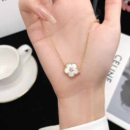 [Opulent Aurora]LUCKY WHITE MOP PLUM BLOSSOM  BRACELET