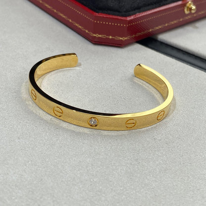 [Opulent Aurora]LOVE BRACELET 6.1MM 1 DIAMOND OPEN CUFF