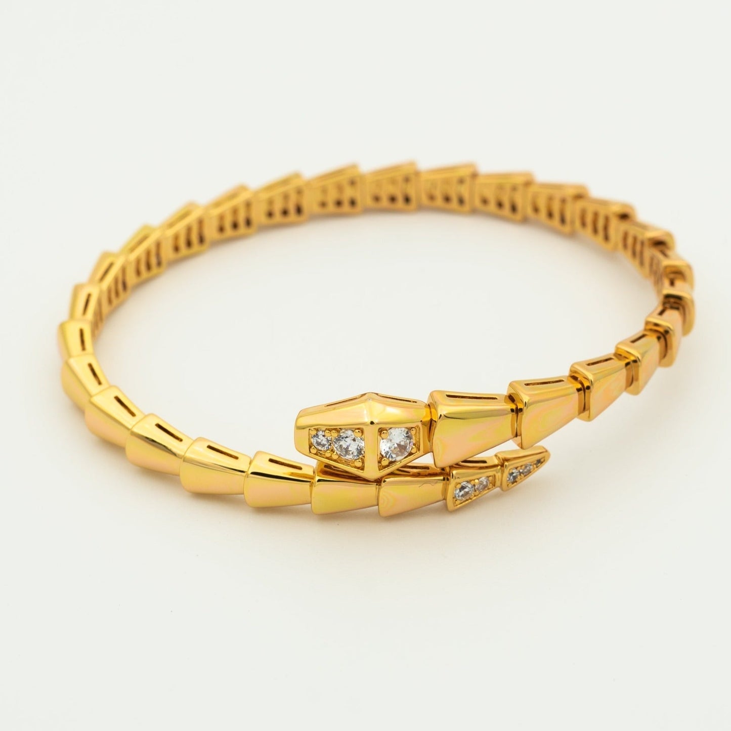 [Opulent Aurora]SERPENTI BRACELET DIAMONDS