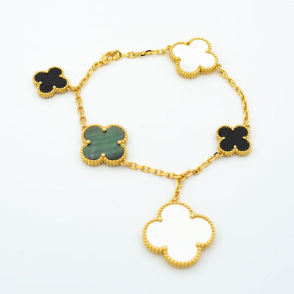 [Opulent Aurora]CLOVER BRACELET 5 MOTIFS ONYX MOP