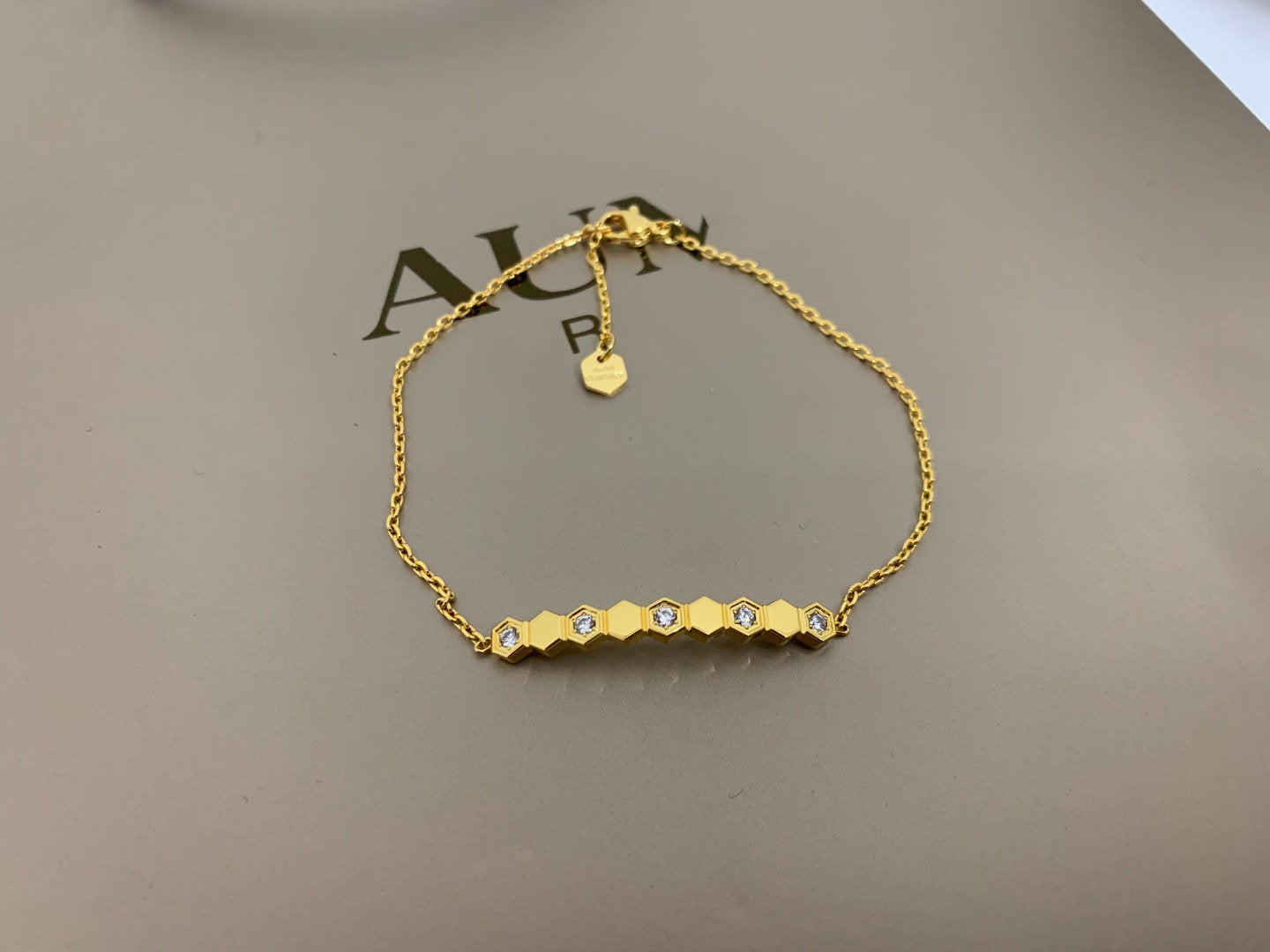 [Opulent Aurora]BEE LOVE BRACELET DIAMOND