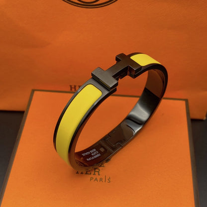 [Opulent Aurora]CLIC HM SO BLACK YELLOW BRACELET