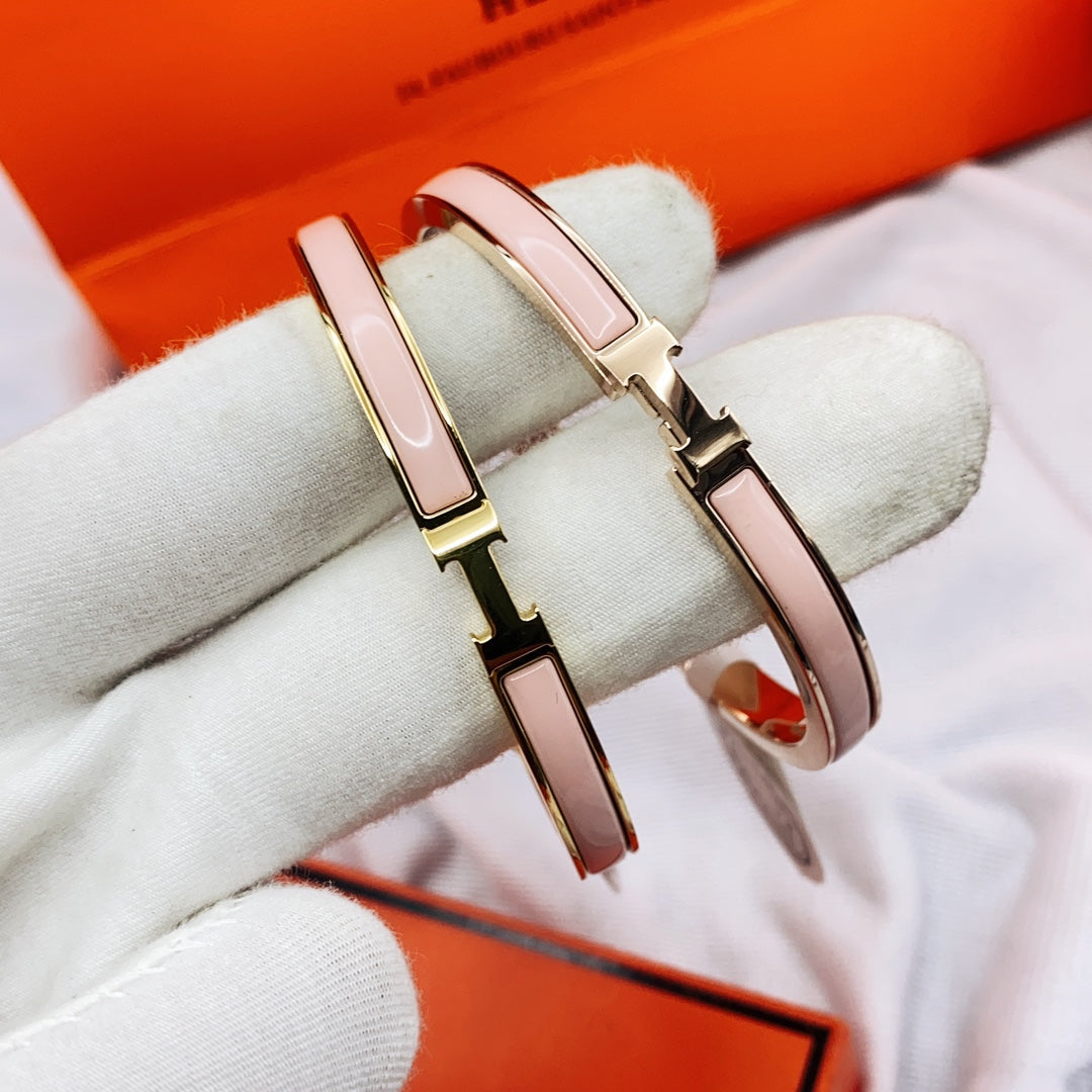 [Opulent Aurora]CLASSIC HM CLIC  PINK 8MM ENAMEL BRACELET