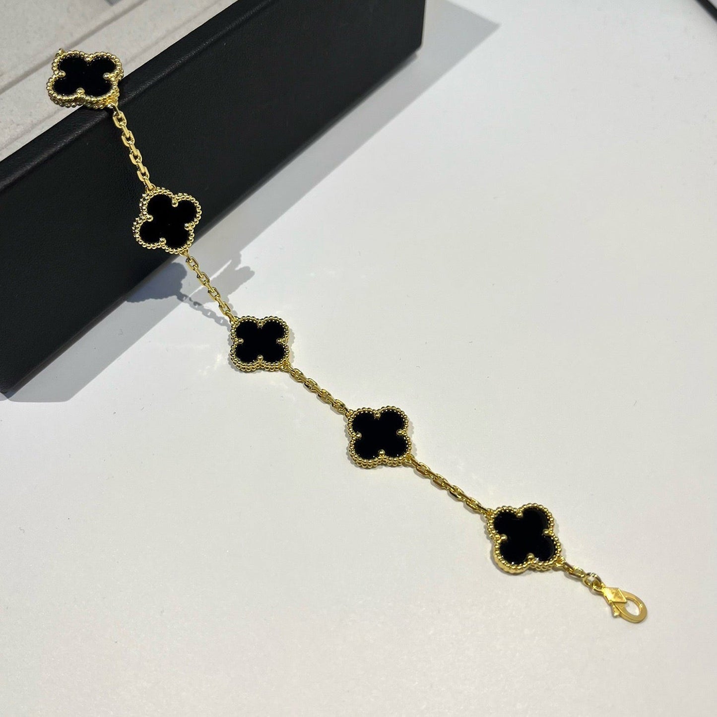 [Opulent Aurora]CLOVER  5 MOTIFS BLACK ONYX BRACELET