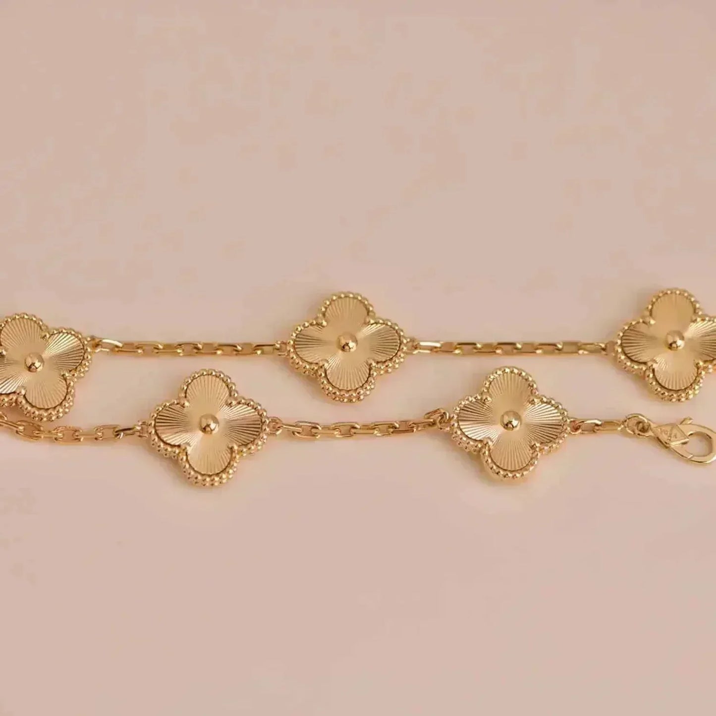 [Opulent Aurora]CLOVER 5 FLOWERS LASER BRACELET