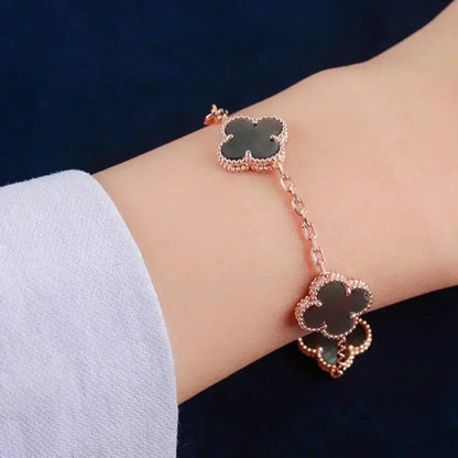 [Opulent Aurora]CLOVER 5 MOTIF GRAY MOP  BRACELET