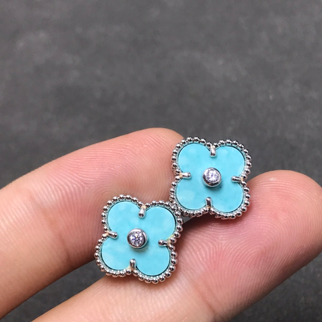 [Opulent Aurora]CLOVER 1 DIAMOND BLUE SKY SILVER EARRINGS